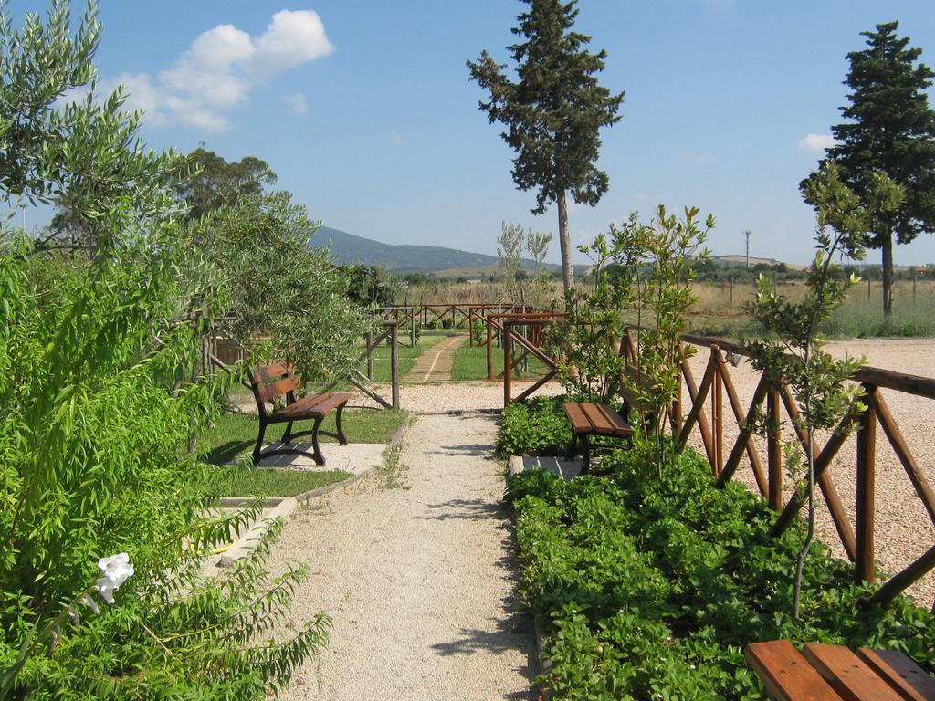 Hotel La Torricella Капальбио Экстерьер фото